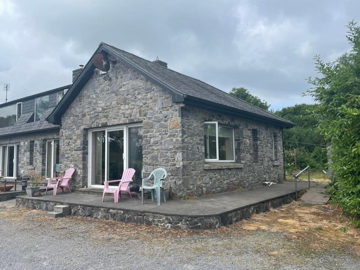 Lakeland Midsummer Lakehouse Oughterard Esterno foto