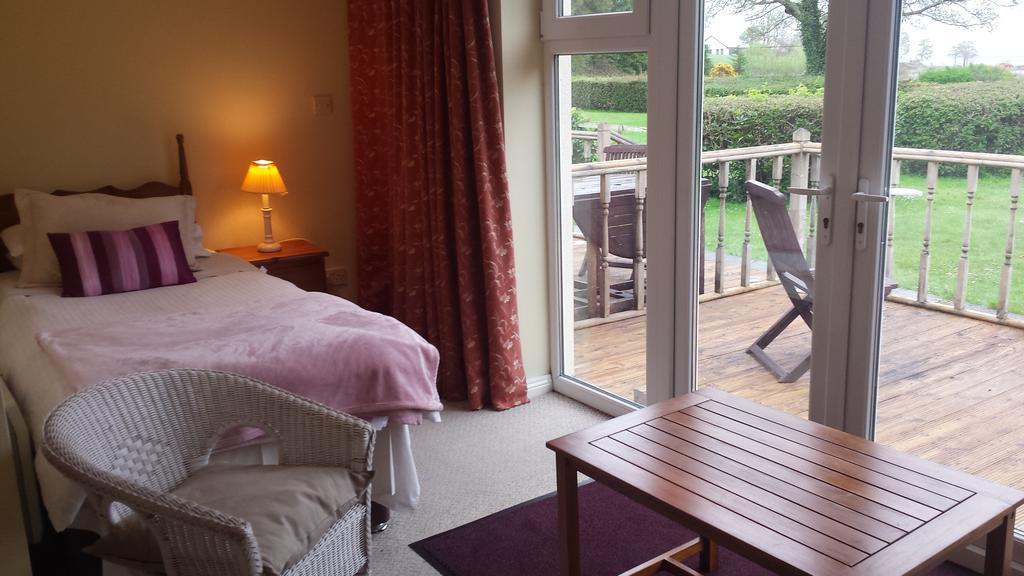Lakeland Midsummer Lakehouse Oughterard Esterno foto