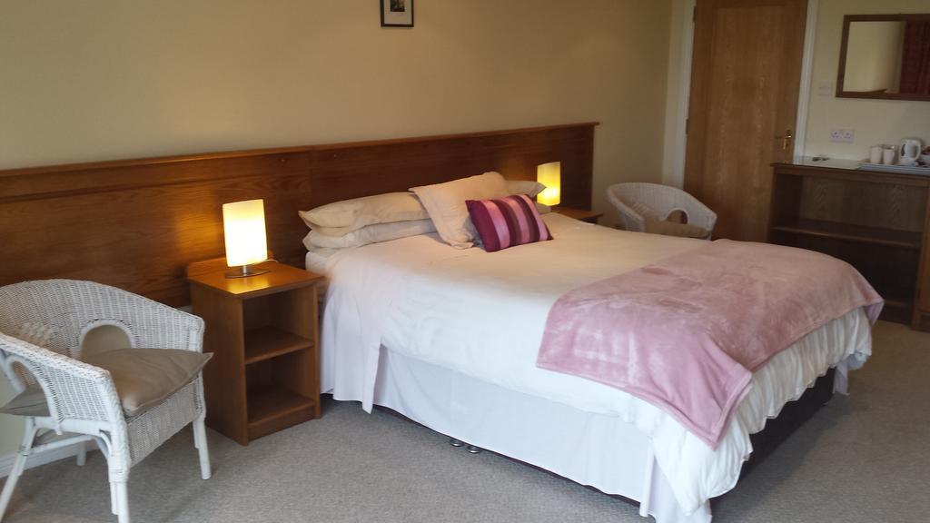 Lakeland Midsummer Lakehouse Oughterard Esterno foto